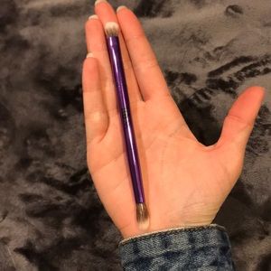 Urban Decay double sided brush